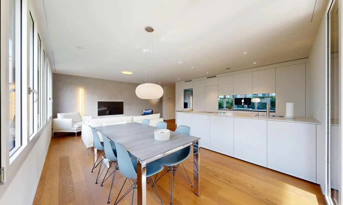 Hochwertige 4.5-Zimmer-Gartenwohnung an zentraler Lage - Foto 2 von 11