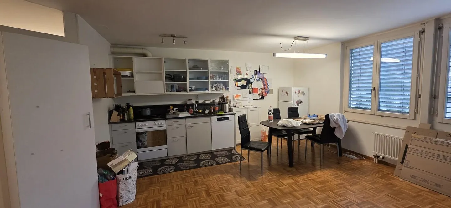 Helle Familienwohnung in Fällanden - Foto 4 von 8