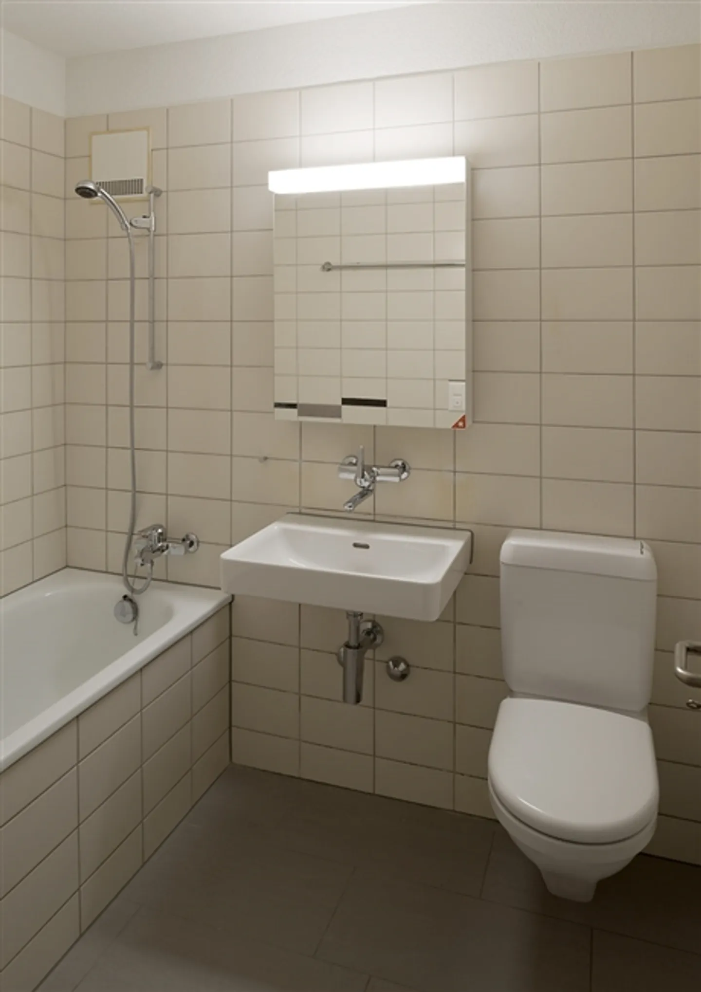 SANS CAUTION LOCATIVE - Un appartement confortable de 2,5 pièces - Photo 4 sur 6