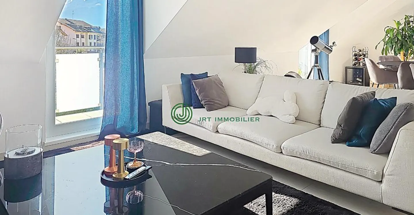 Modern Attic with Mountain View - Photo 4 of 10