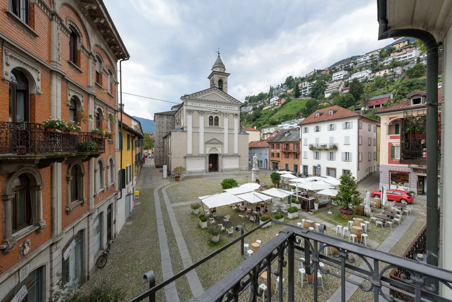 Caractéristique 2.5 pièces dans la Vieille Ville - Photo 3 sur 8