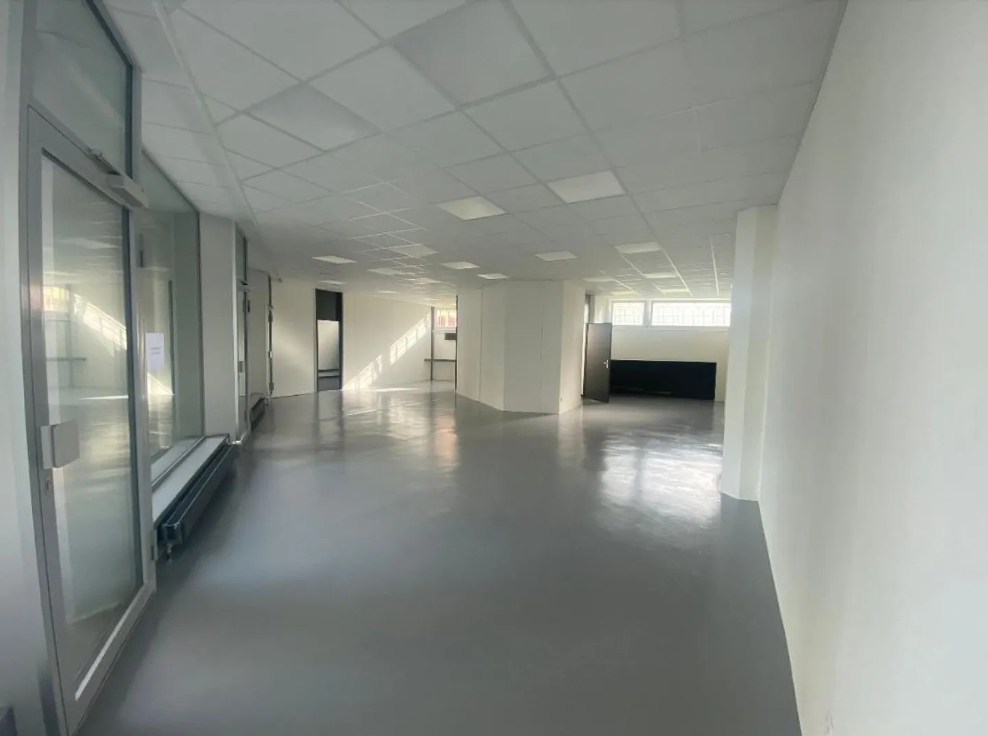 Pâquis - Bella Arcade di 132 m2 in affitto - Foto 3 di 3