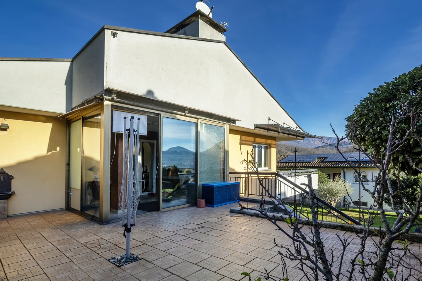 Appartement avec jardin dans une maison jumelée avec grand grenier - Photo 1 sur 11