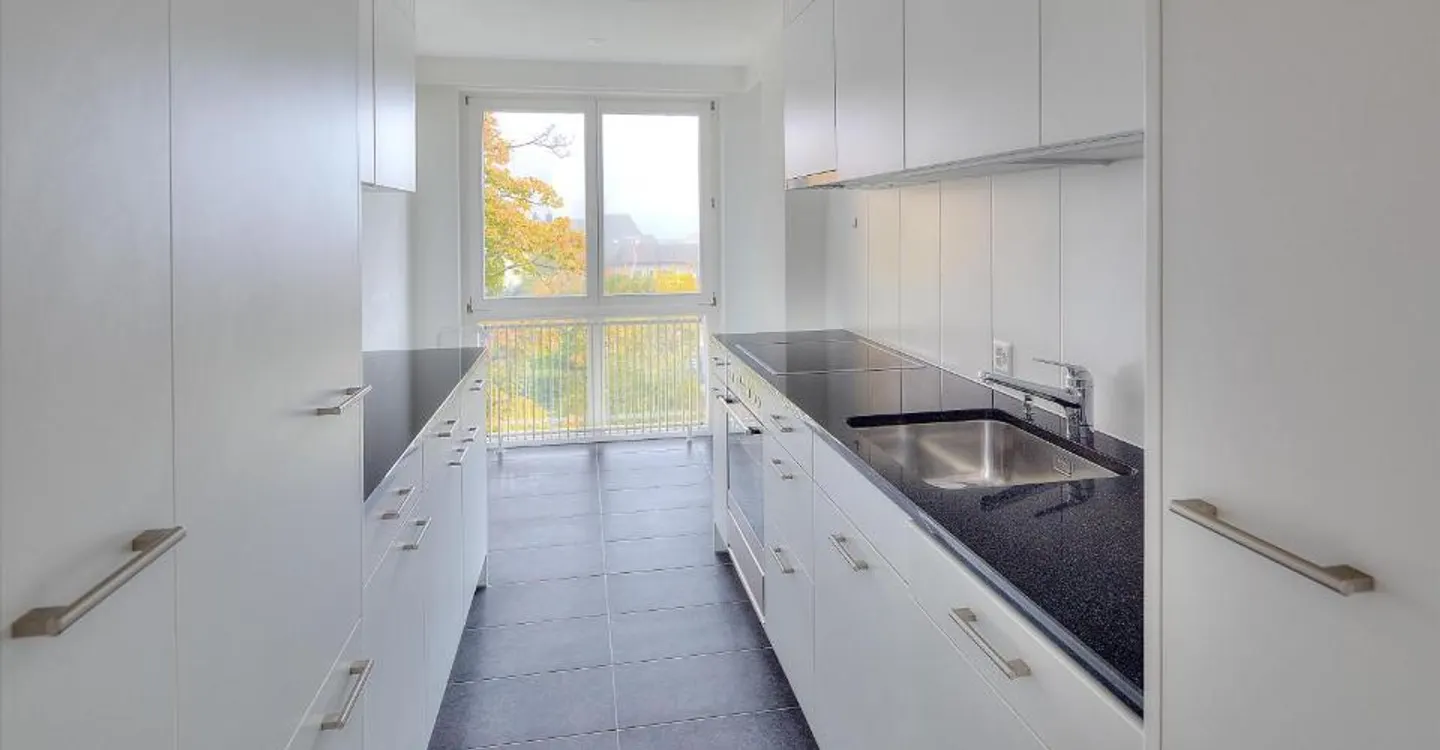 Light-flooded, modern living guaranteed! - Photo 4 of 10