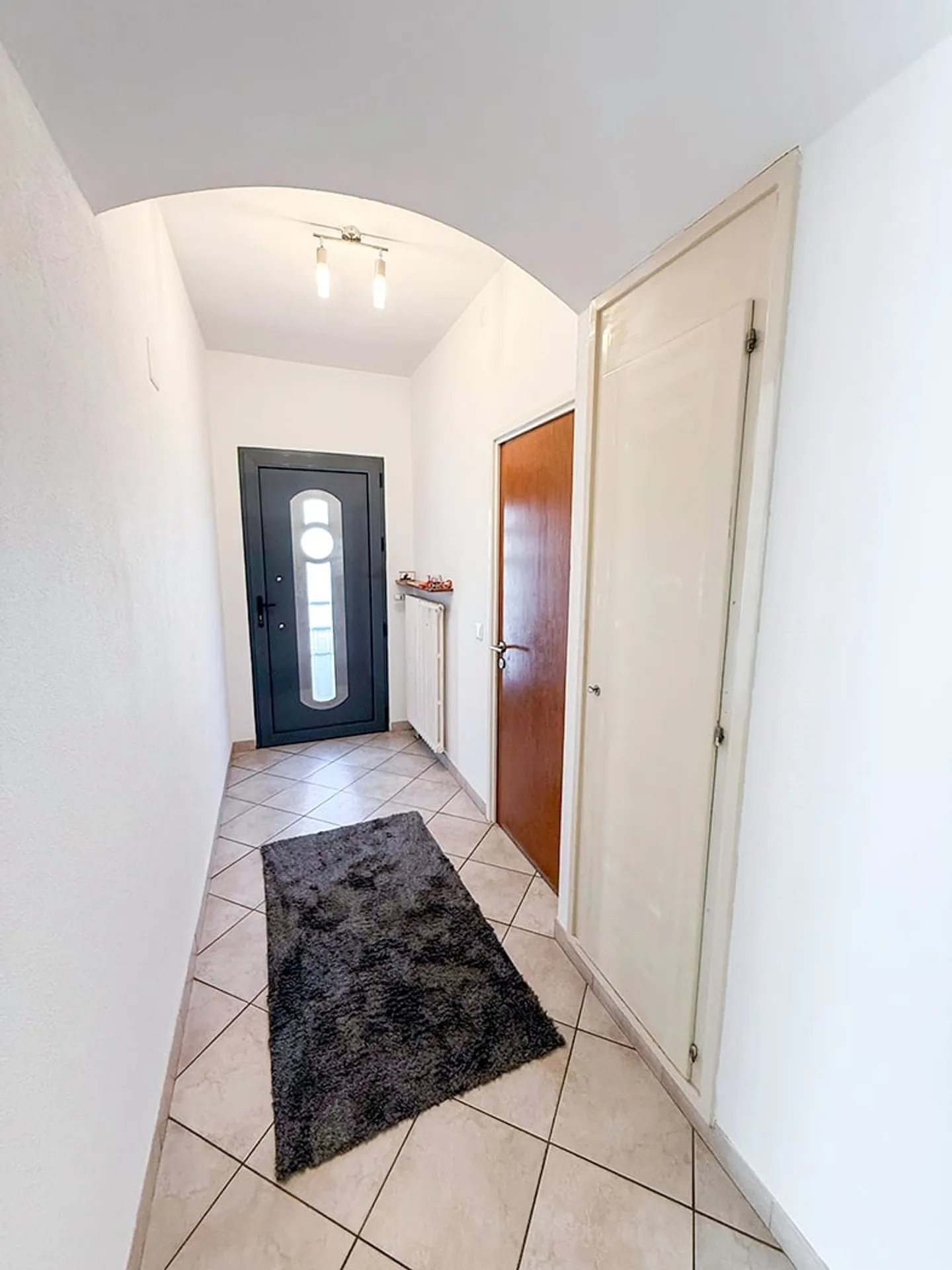 Single-family house with large garden - Photo 18 of 18