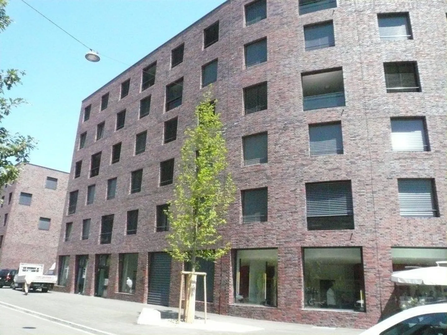 Modern 3.5 Room Apartment in the Volta West Development - Photo 1 of 8