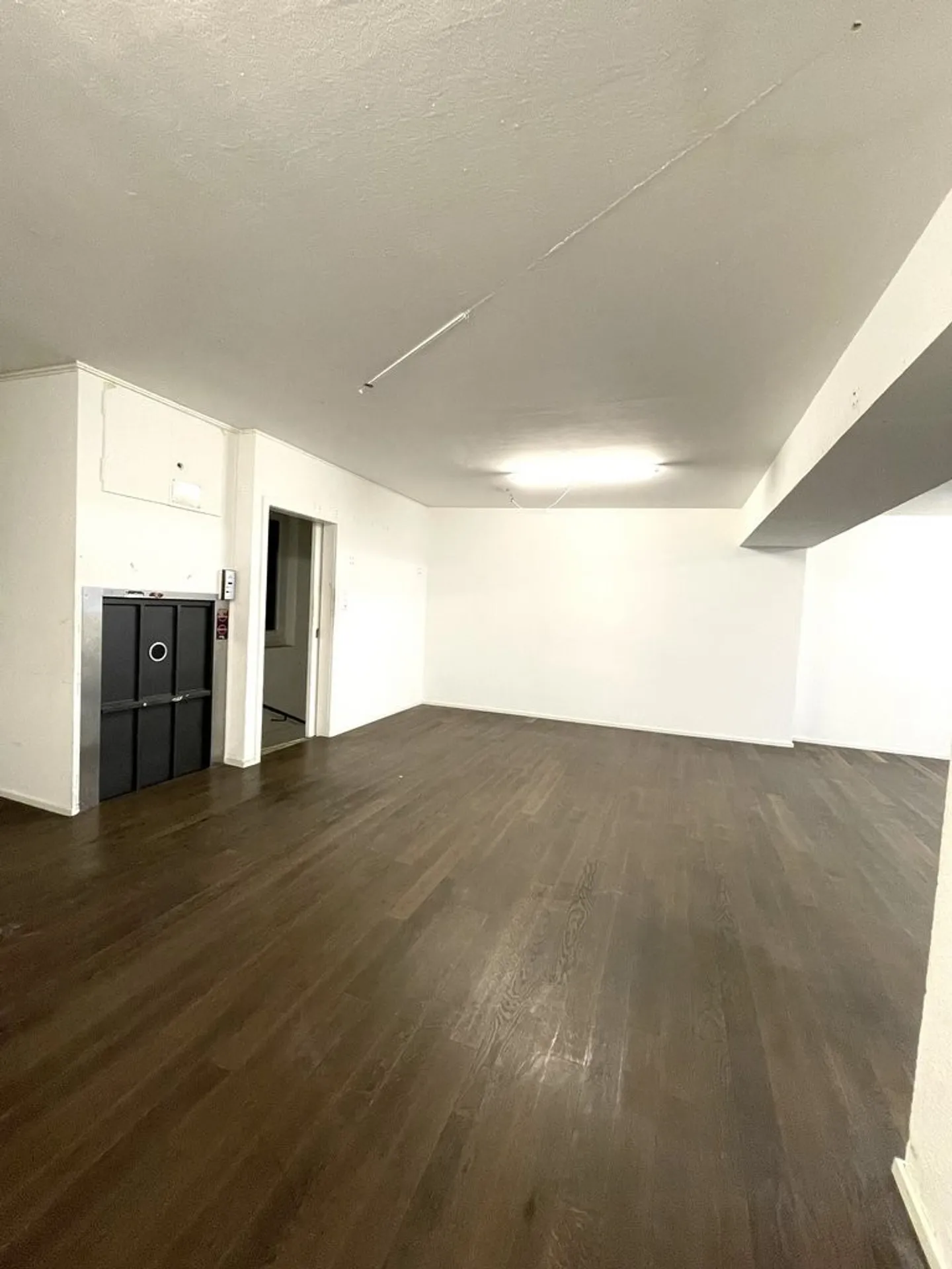 Spazio commerciale nel cuore di Niederdorf Zurigo - Foto 5 di 9