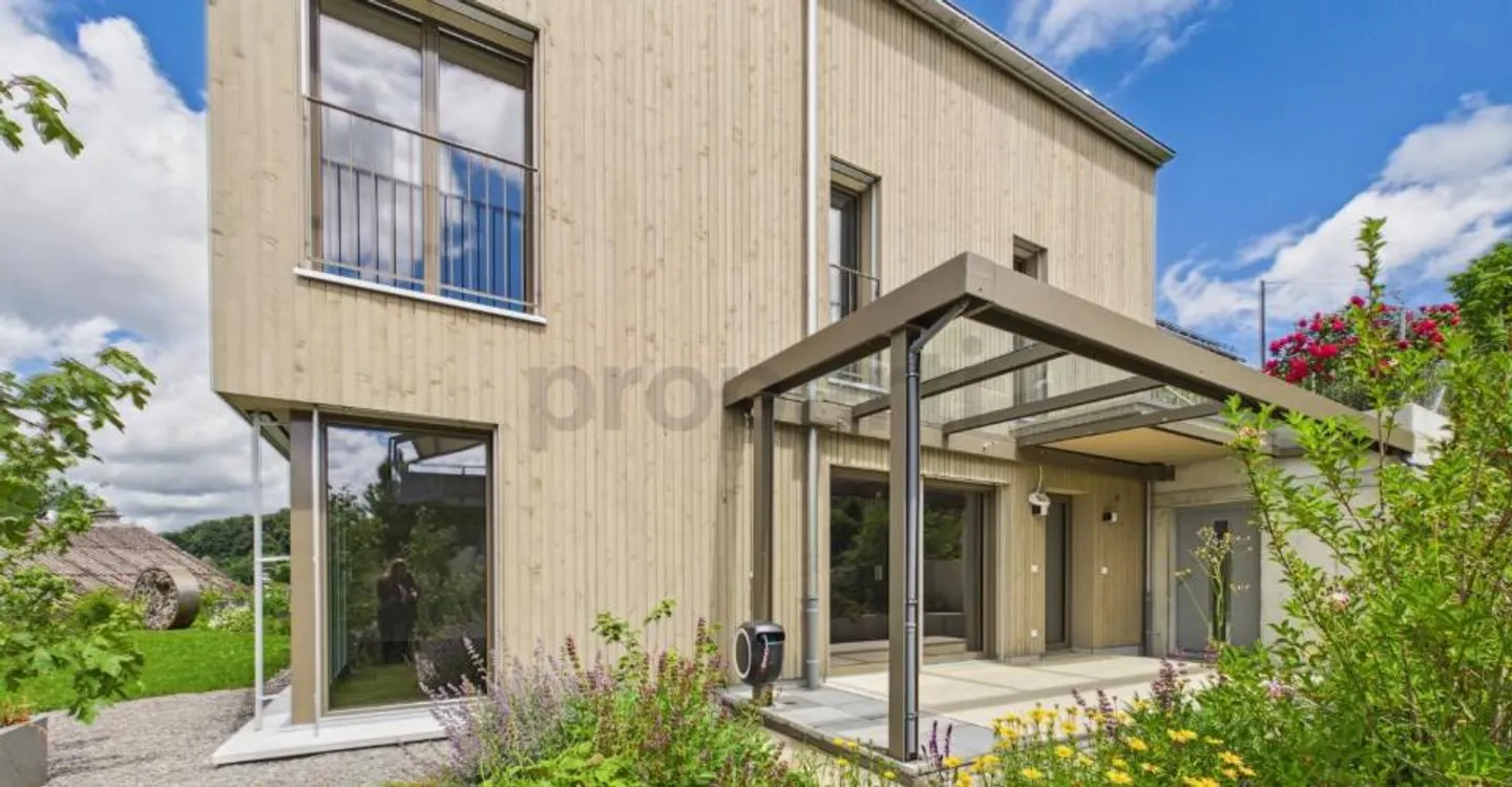 Stylish, modern living with a connection to nature and a view all the way to the Alps - Photo 1 of 13