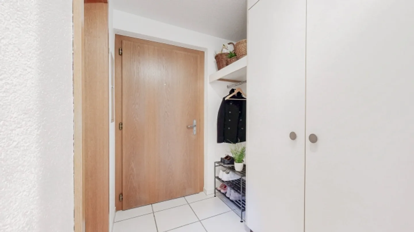 SPAZIOSO E AFFASCINANTE - MAISONETTE DI 5,5 STANZE - Foto 6 di 8