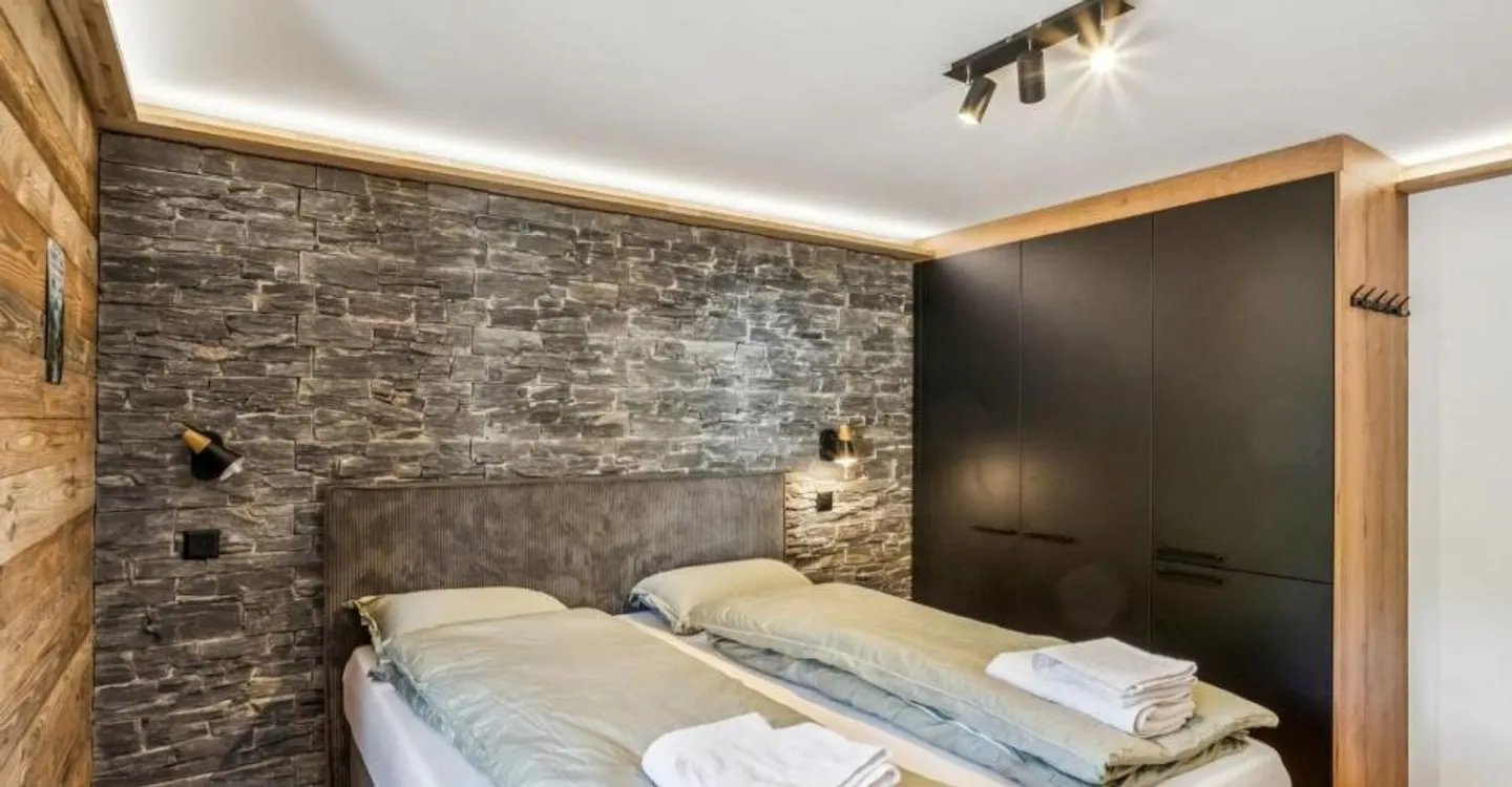 Eleganza alpina nel cuore di Villars - Foto 3 di 6