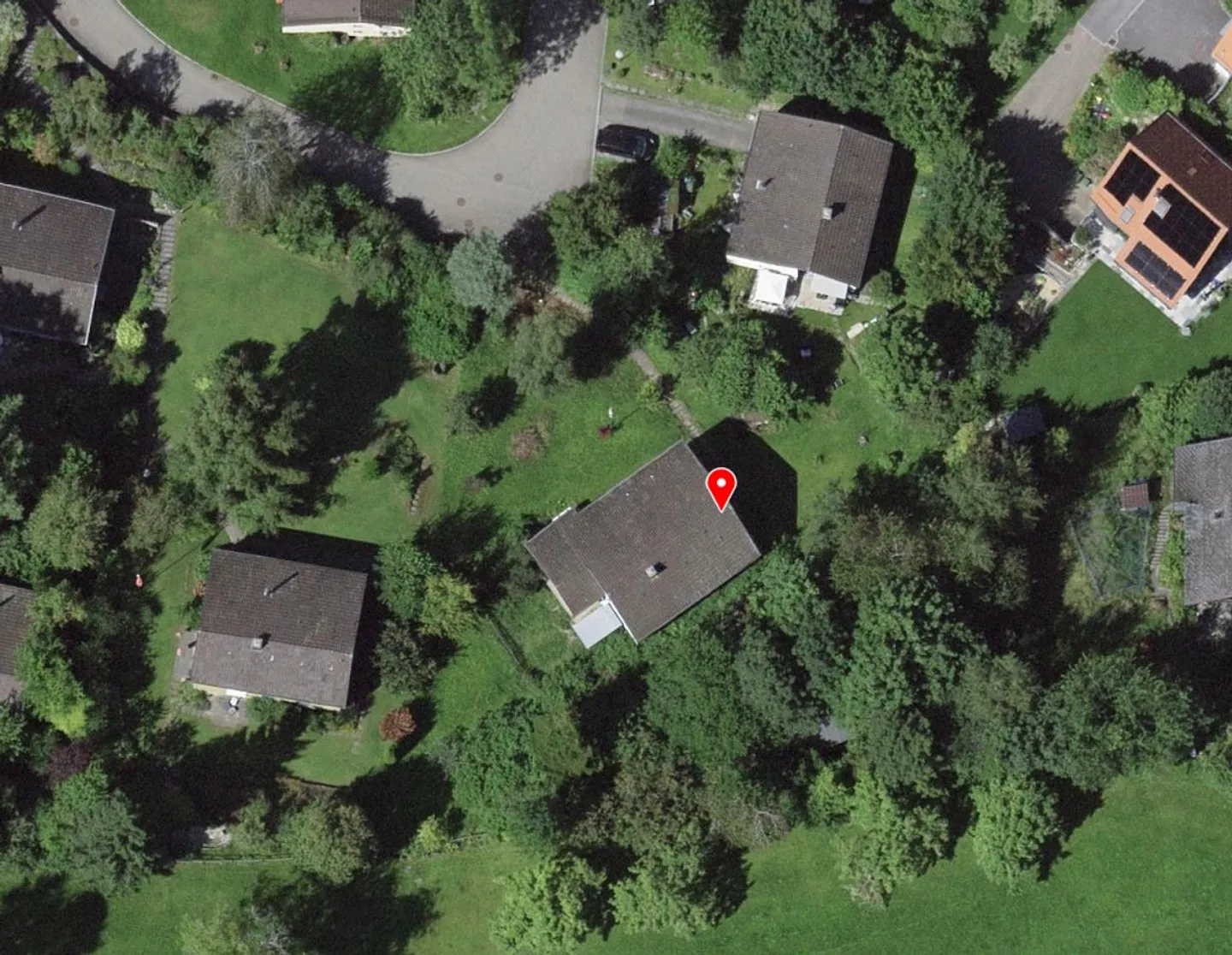 Casa unifamiliare di 8 stanze in una posizione tranquilla a Trogen - Foto 2 di 13