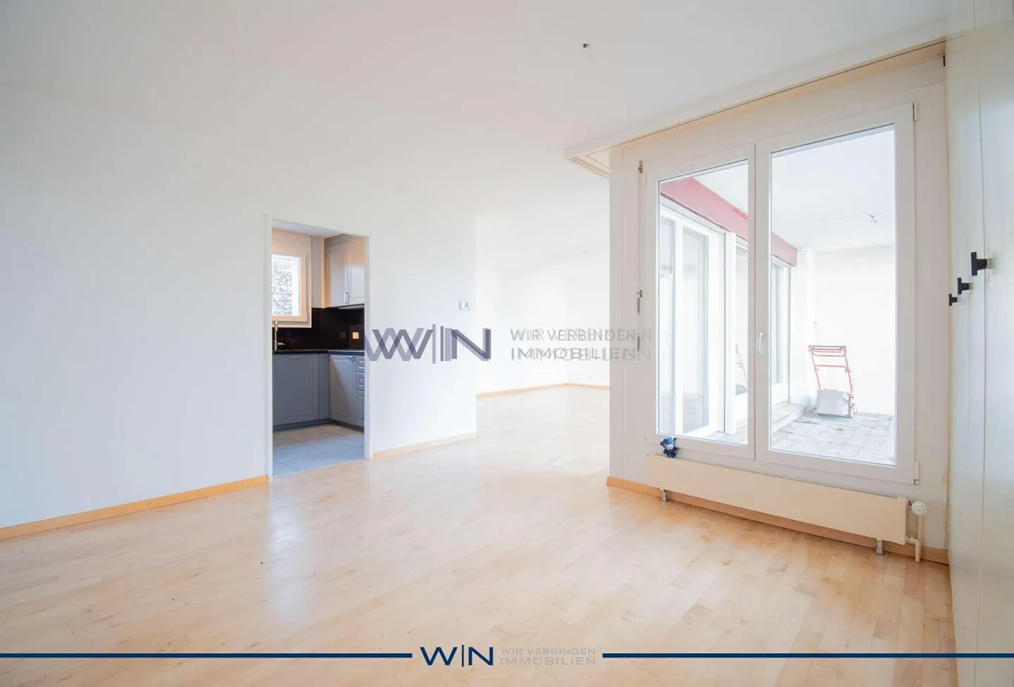 Familienfreundliches 4.5 Zimmer Haus - Foto 3 von 13