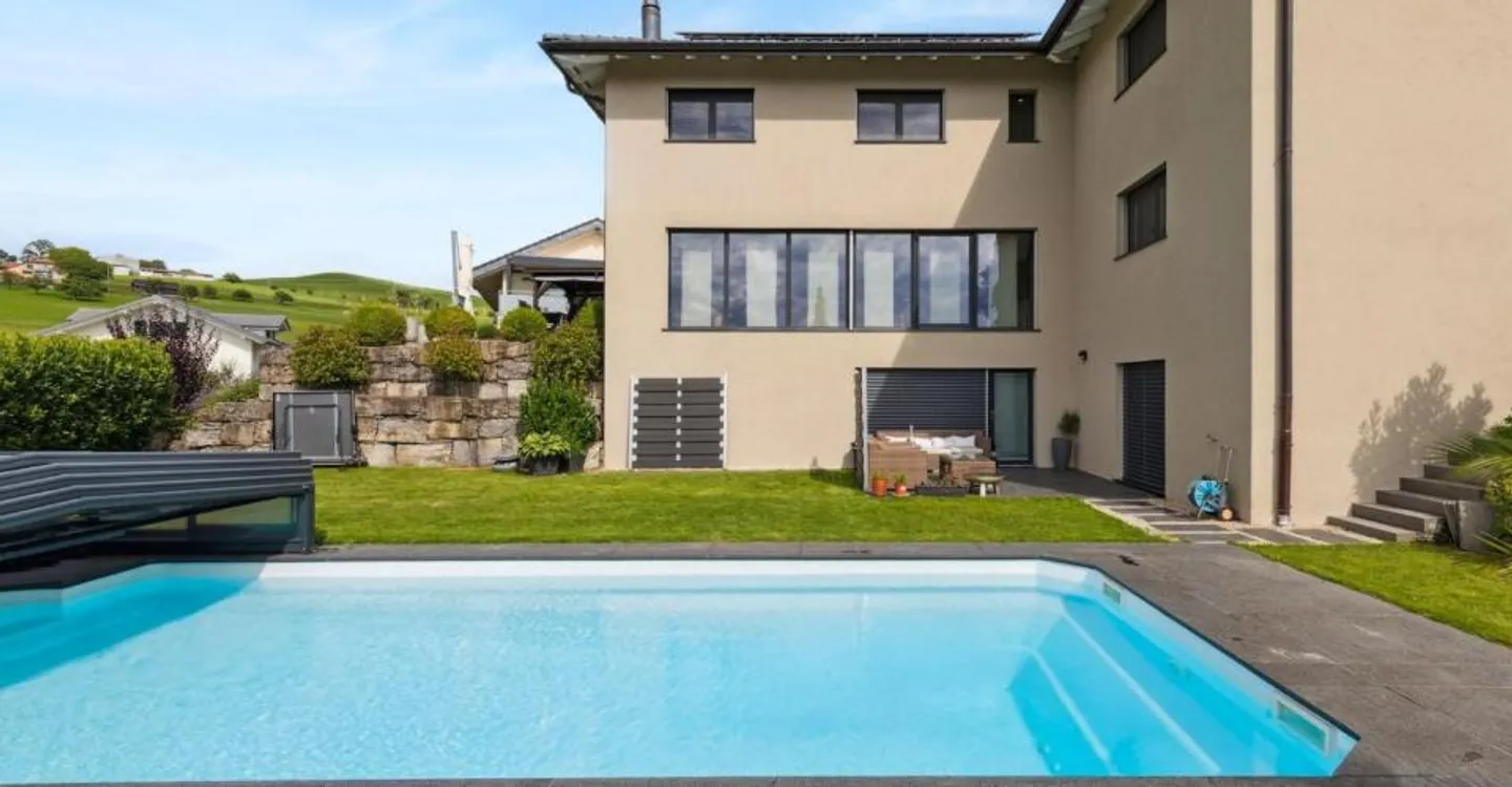 Familienvilla mit separater Wohnung - Foto 11 von 12