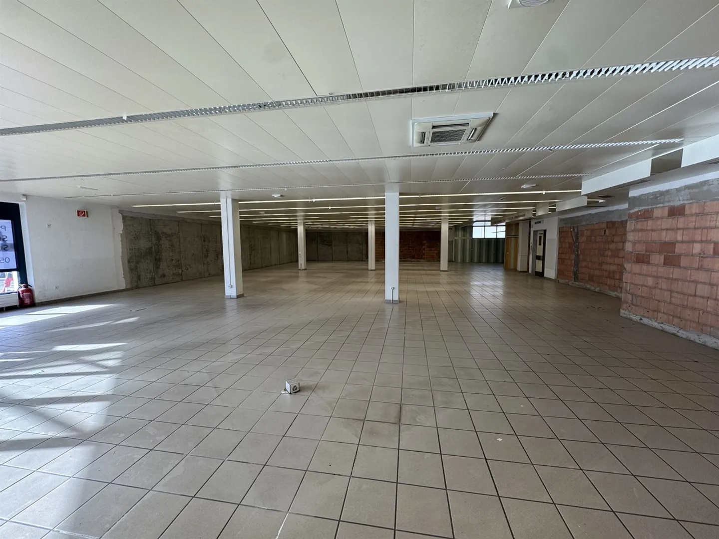 Meine neue Verkaufsfläche im Herzen von Courroux - Foto 2 von 8