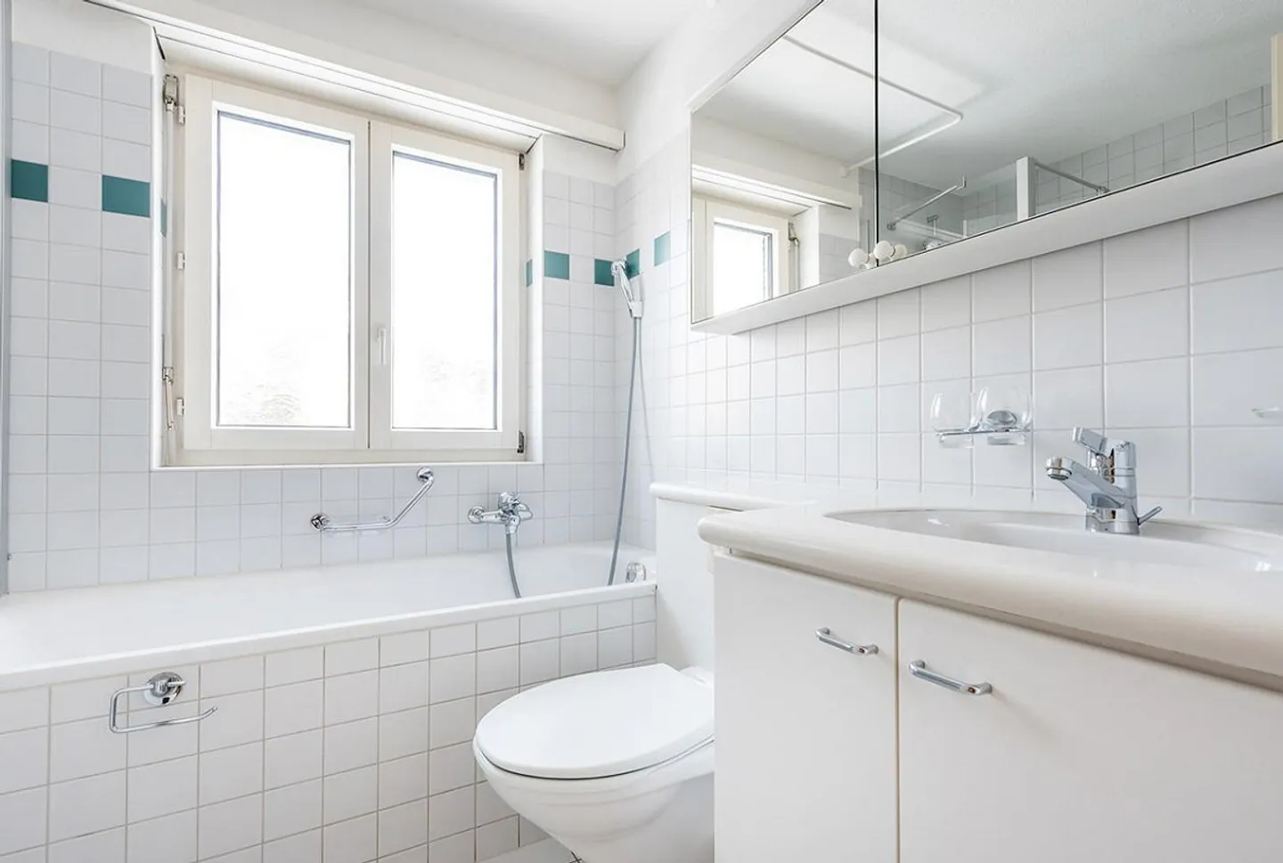 Appartement spacieux avec commodités modernes - Photo 4 sur 7