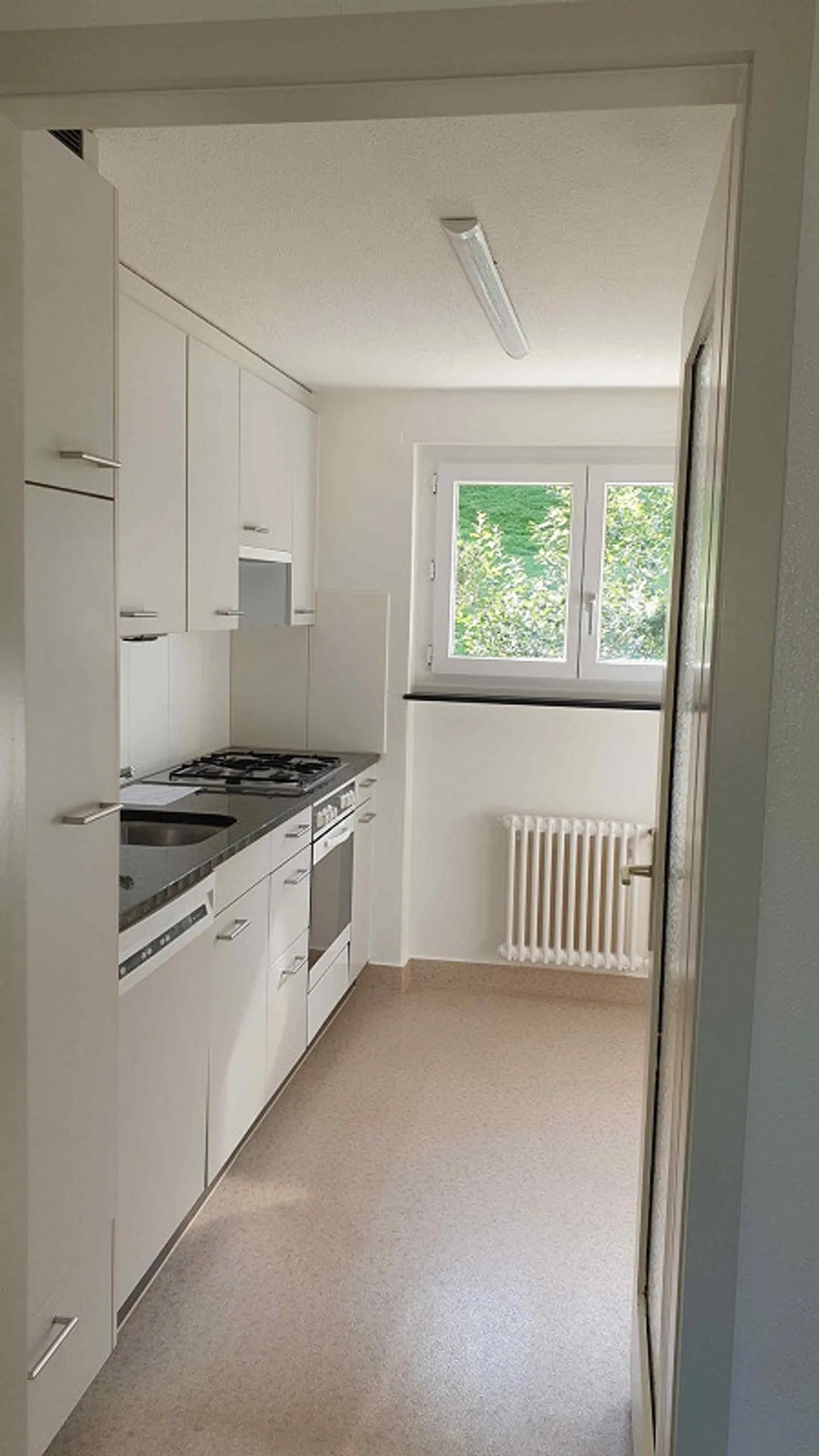 Appartement 4 pièces, directement à la zone verte - Photo 5 sur 16