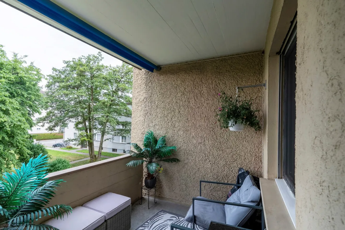 Fully Rented Multi-Family House in a Central Residential Location in Dübendorf - Photo 8 of 13