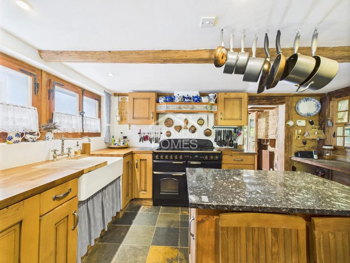 Chalet-Rückzugsort mit atemberaubendem Blick - Foto 9 von 13
