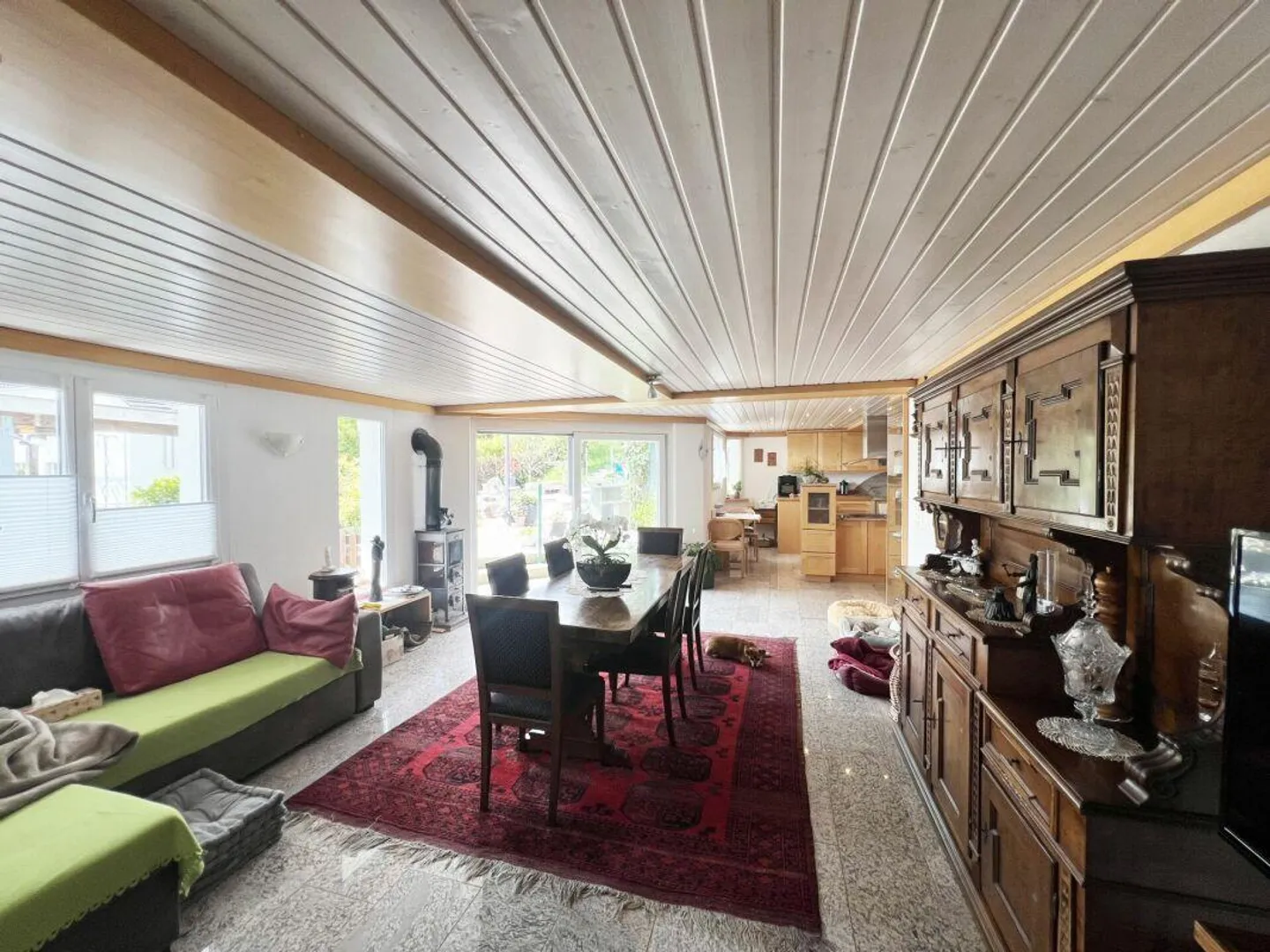 Property for lovers with a separate apartment - also suitable as a multi-generational house... - Photo 2 of 13