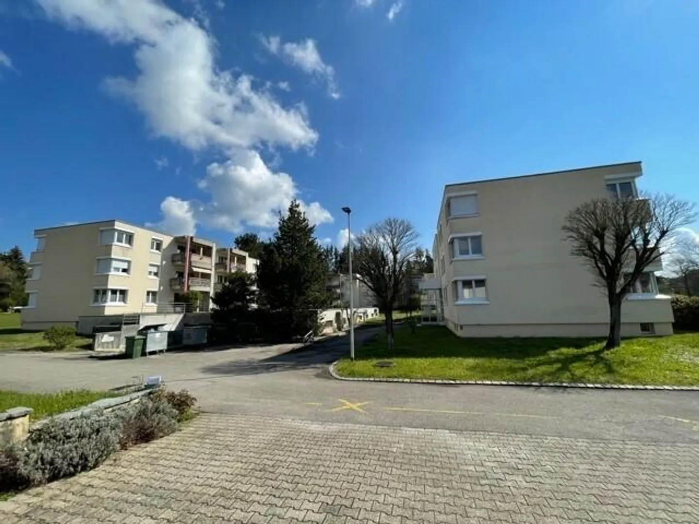 5 Zimmerwohnung im 1. Stock - Foto 1 von 11