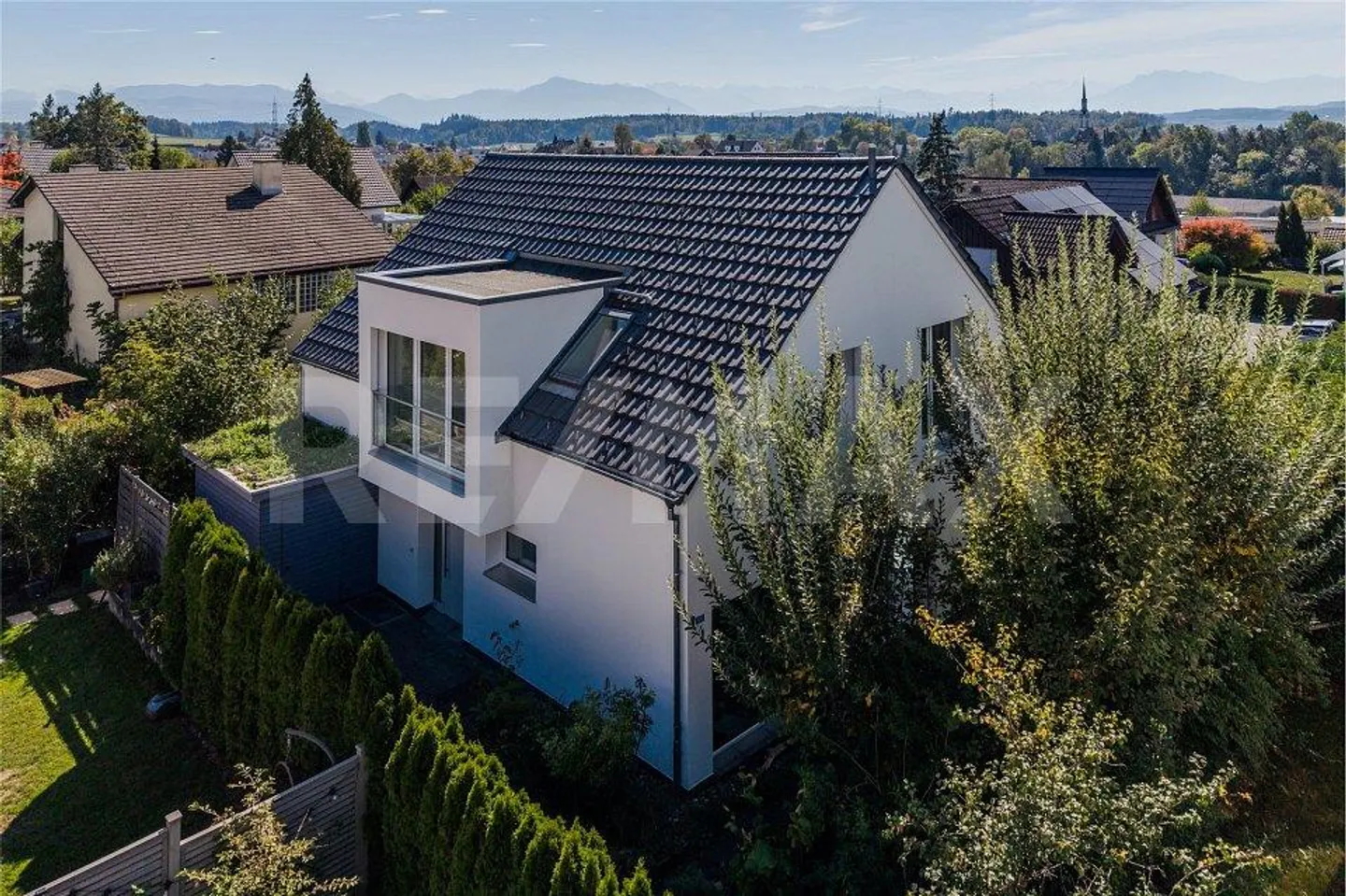Maison Minergie indépendante de 6½ pièces dans un emplacement privilégié - Photo 2 sur 12