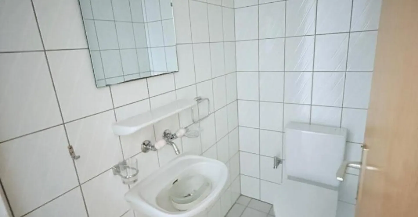 5 Zimmerwohnung im 1. Stock - Foto 10 von 11