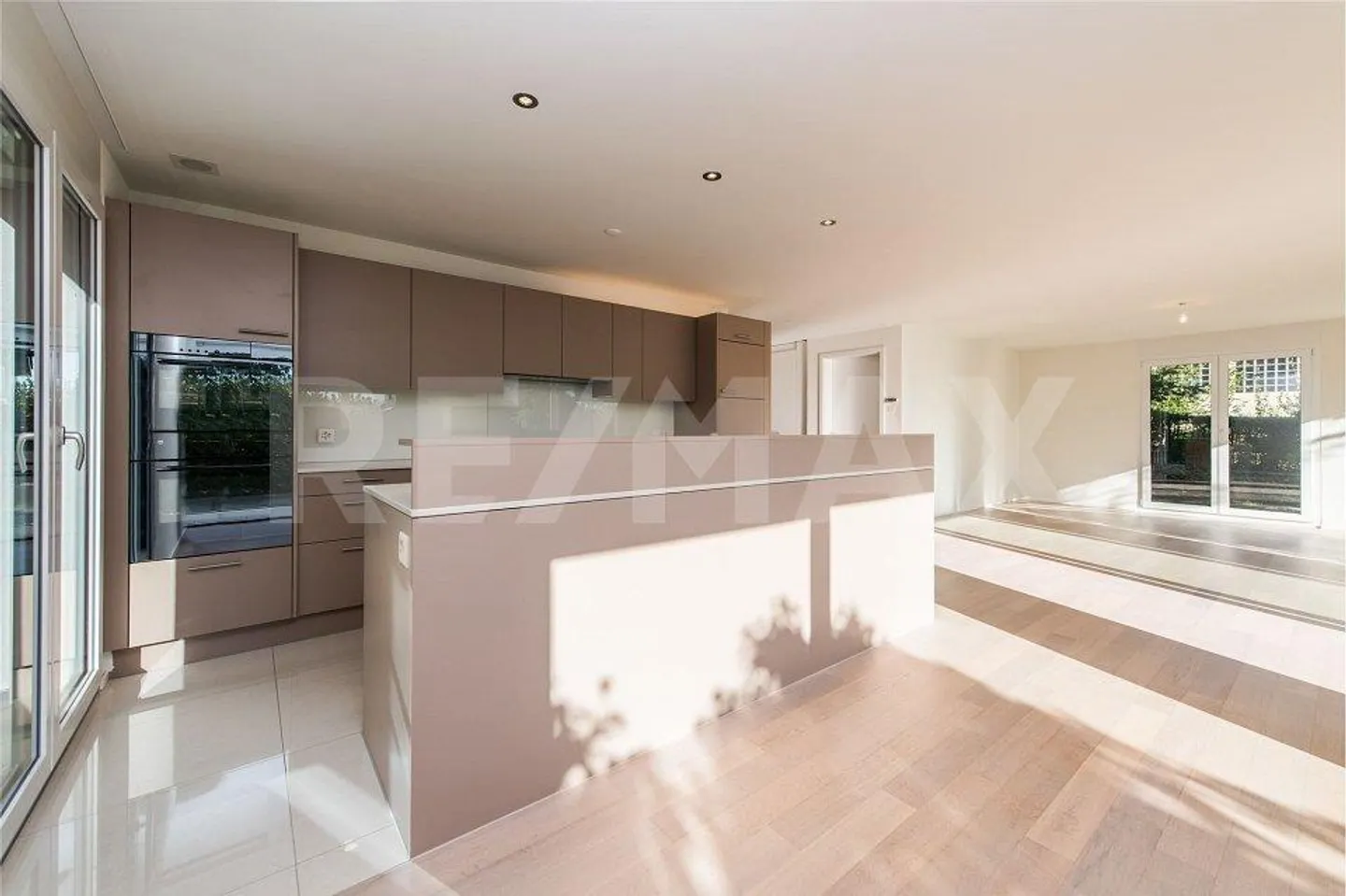 Maison Minergie indépendante de 6½ pièces dans un emplacement privilégié - Photo 4 sur 12