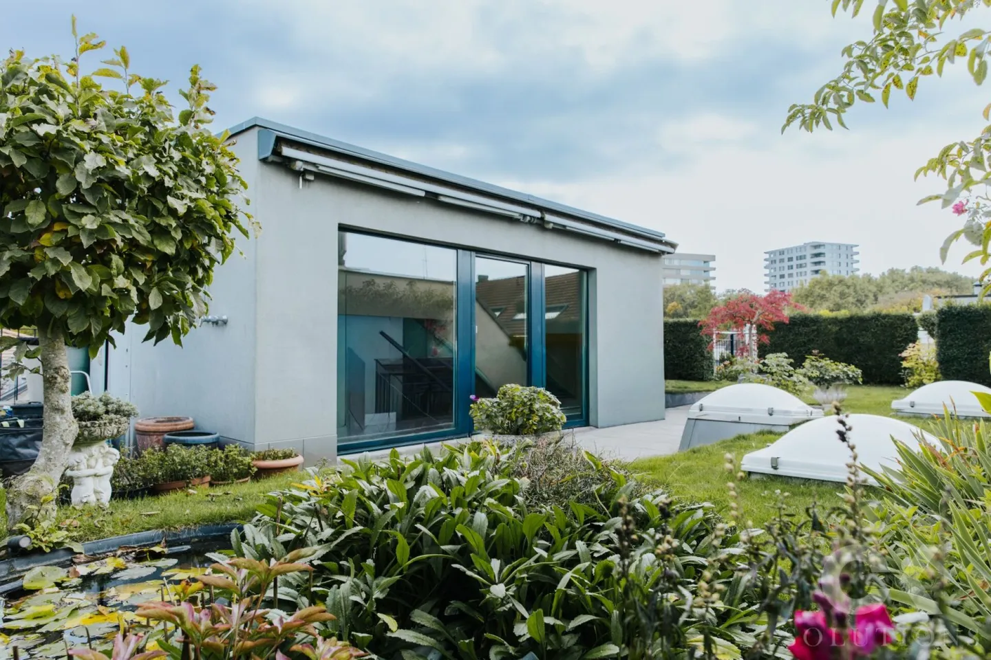 Exclusive 3.5-room penthouse apartment above the rooftops of Basel - Photo 1 of 13