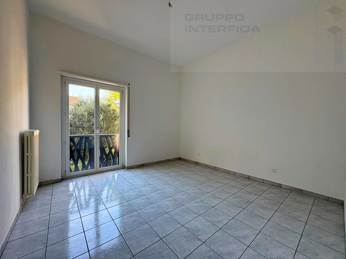 Charming 3.5 Room Apartment - Photo 4 of 5