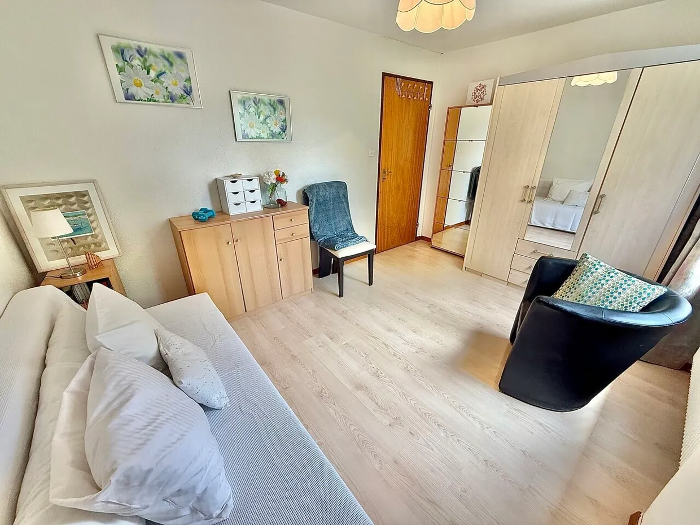 Charming 3.5-Room Apartment - Photo 6 of 12