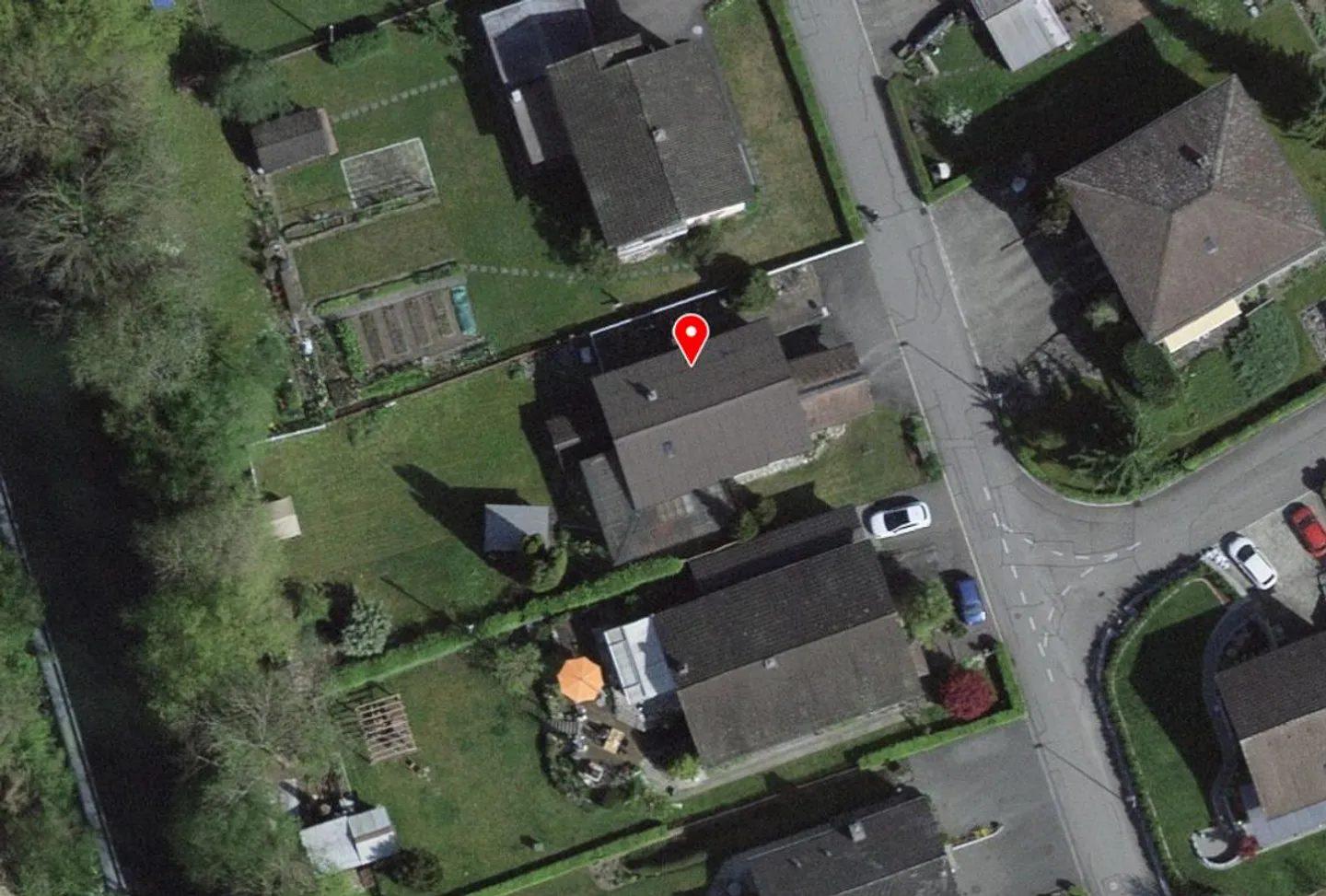 Casa unifamiliare di 4 stanze in una posizione tranquilla - Foto 2 di 13