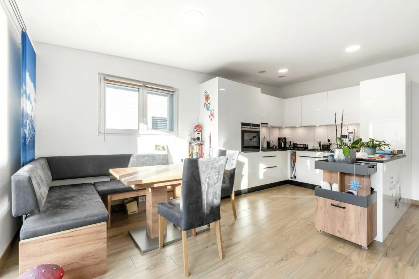 Bungalow moderne de 3.5 pièces - Photo 3 of 10