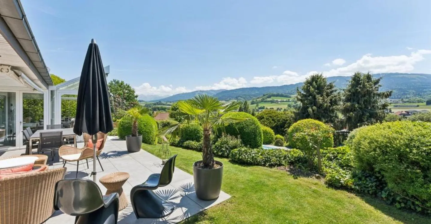 Maison d'Architecte avec Vue sur Montagne - Photo 4 sur 9