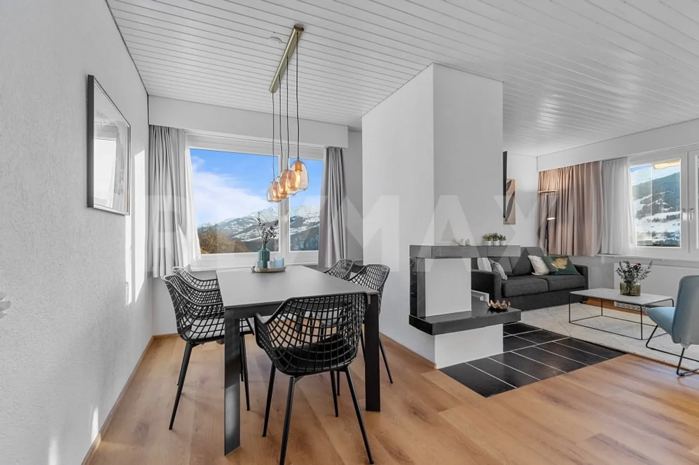 Charmante 2 ½ Zimmerwohnung mit bezaubernder Aussicht - Foto 4 von 13