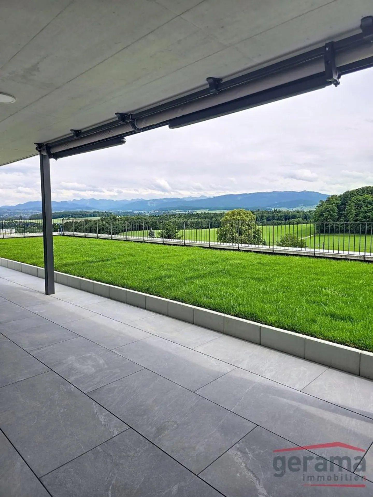Appartement moderne avec terrasse - Photo 6 sur 6