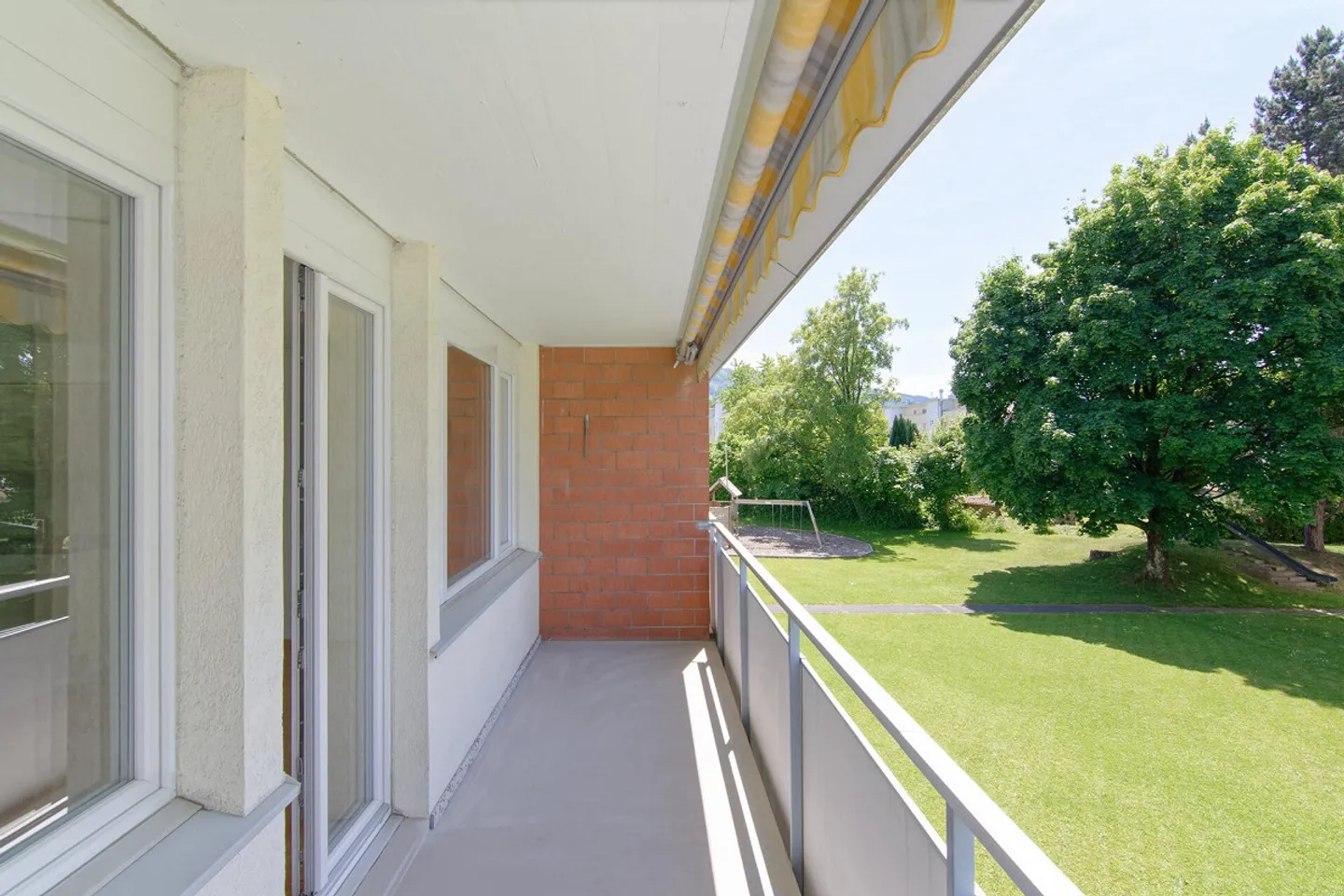 Helle 3.5-Zimmer Wohnung in Seenähe - Foto 2 di 14