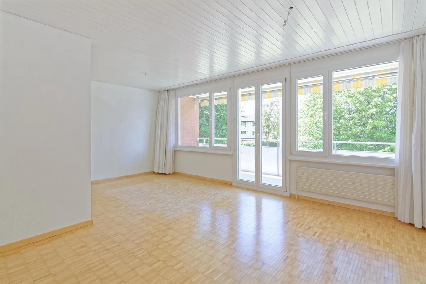 Helle 3.5-Zimmer Wohnung in Seenähe - Foto 1 di 14
