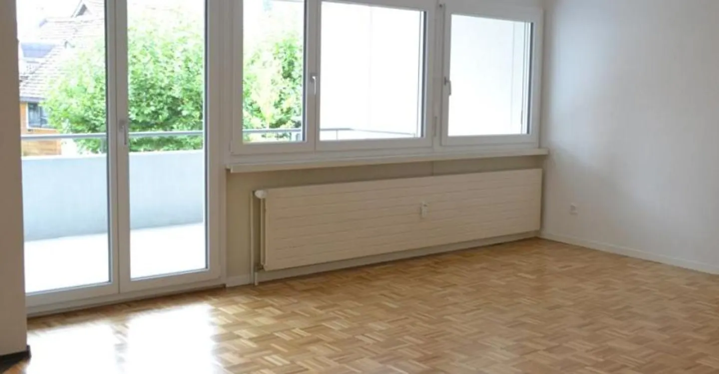 Charmante Wohnung in Adliswil - Foto 3 von 8