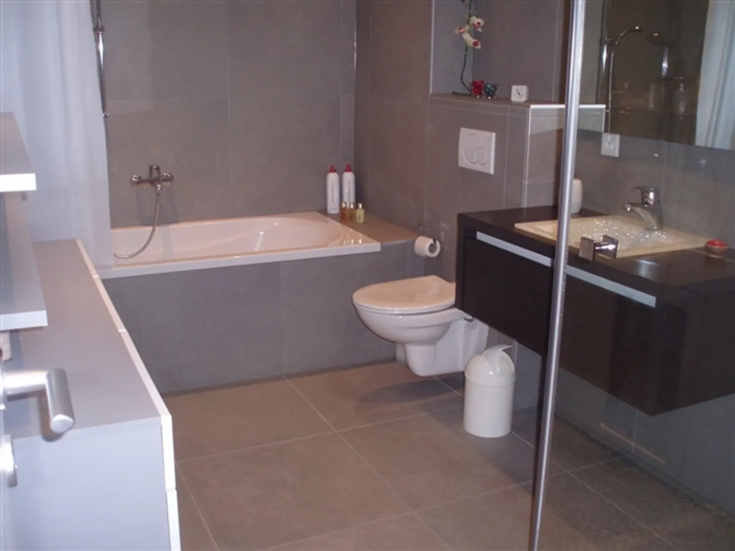 3-room apartment for rent in Echandens - Photo 8 of 9