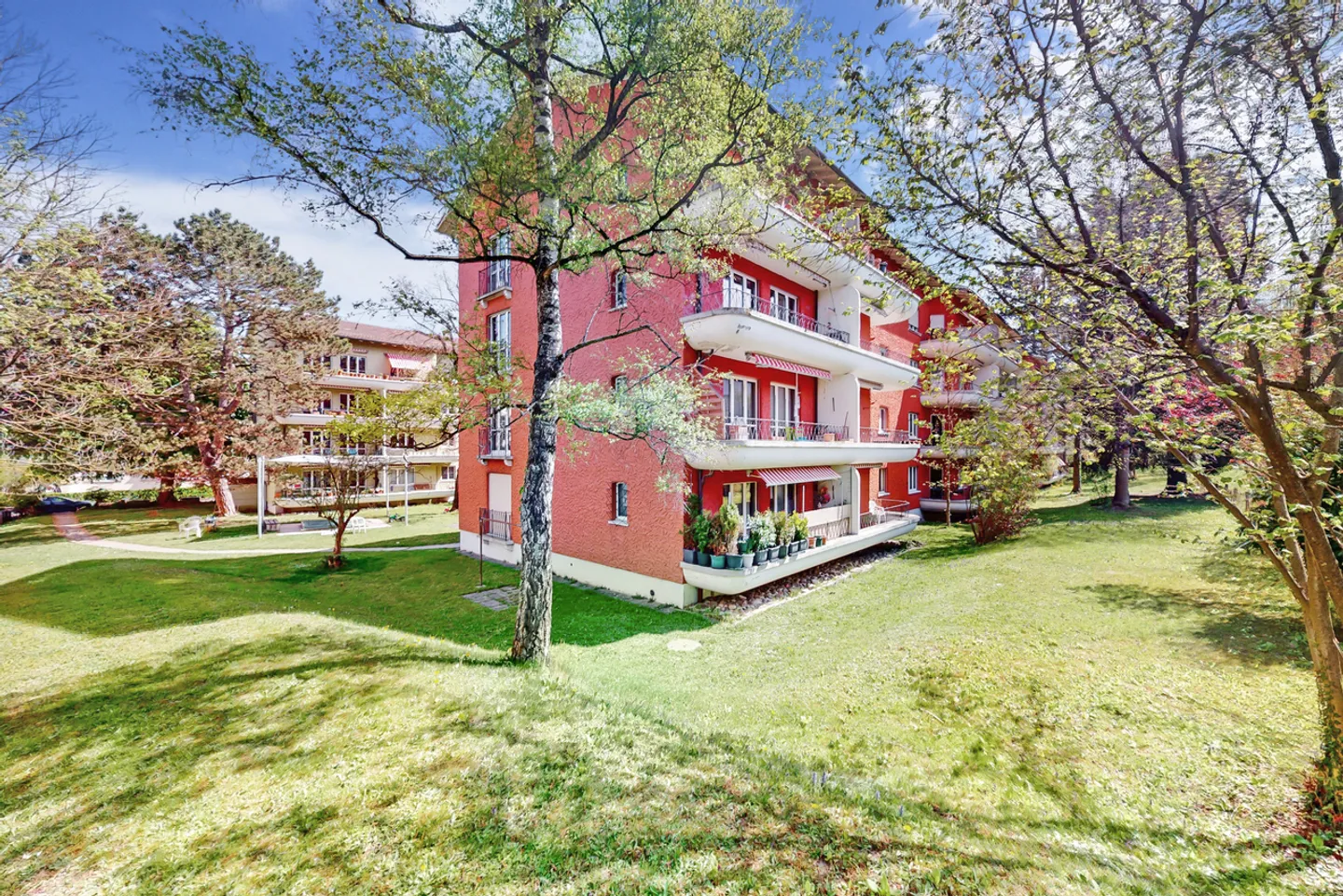 Vivre dans le quartier prisé de Weissenbühl ! - Photo 2 sur 11
