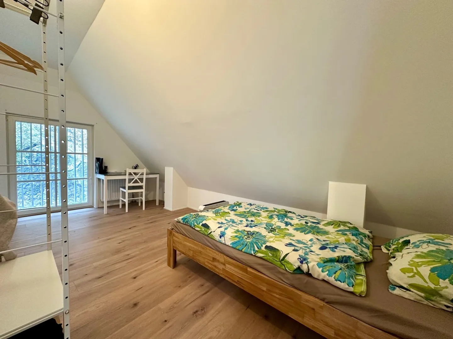 Maisonette apartment with large terrace - Photo 11 of 12