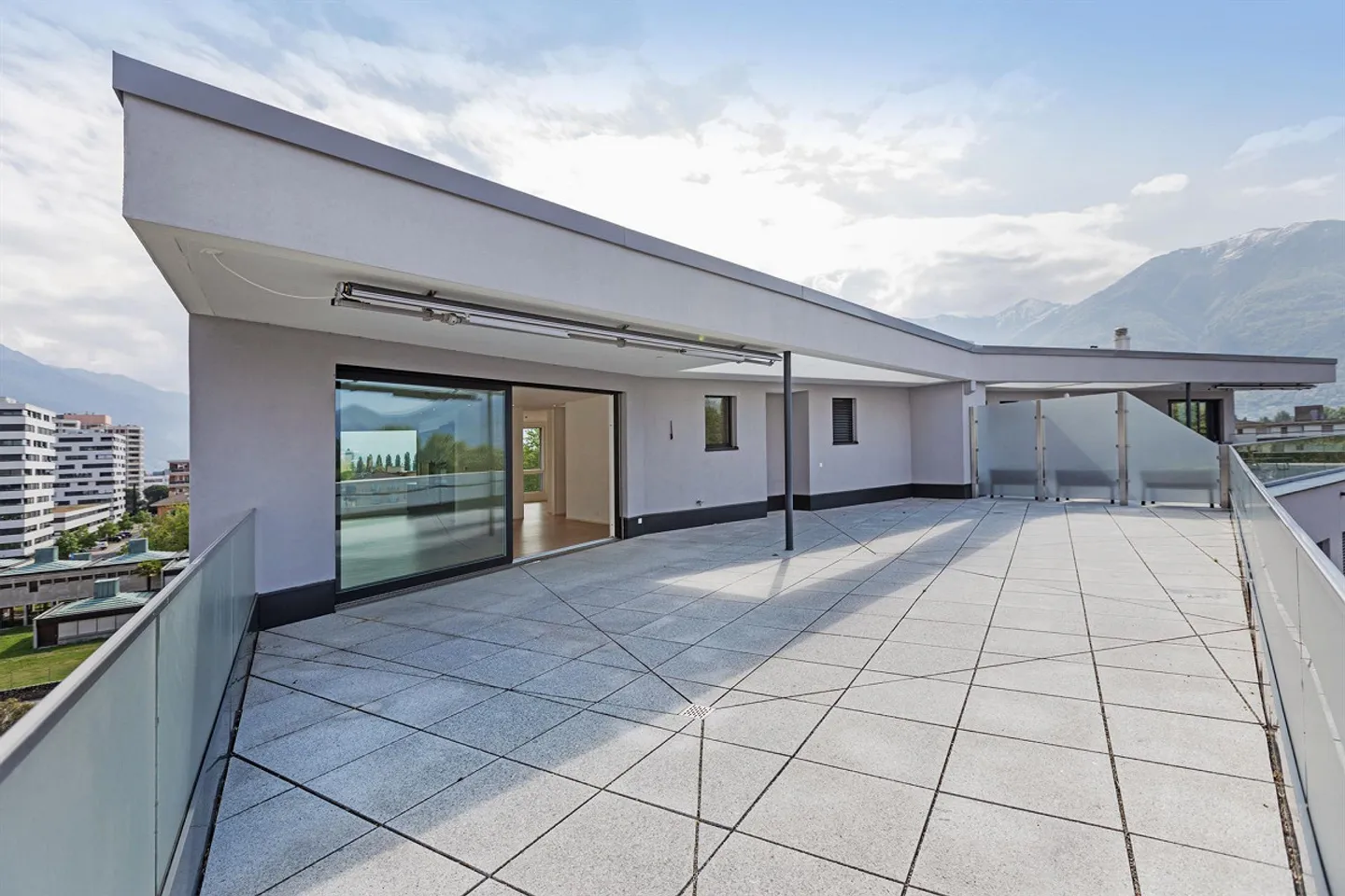Residenza Laville: wunderschöne Penthouse im Zentrum von Locarno - Foto 2 von 11