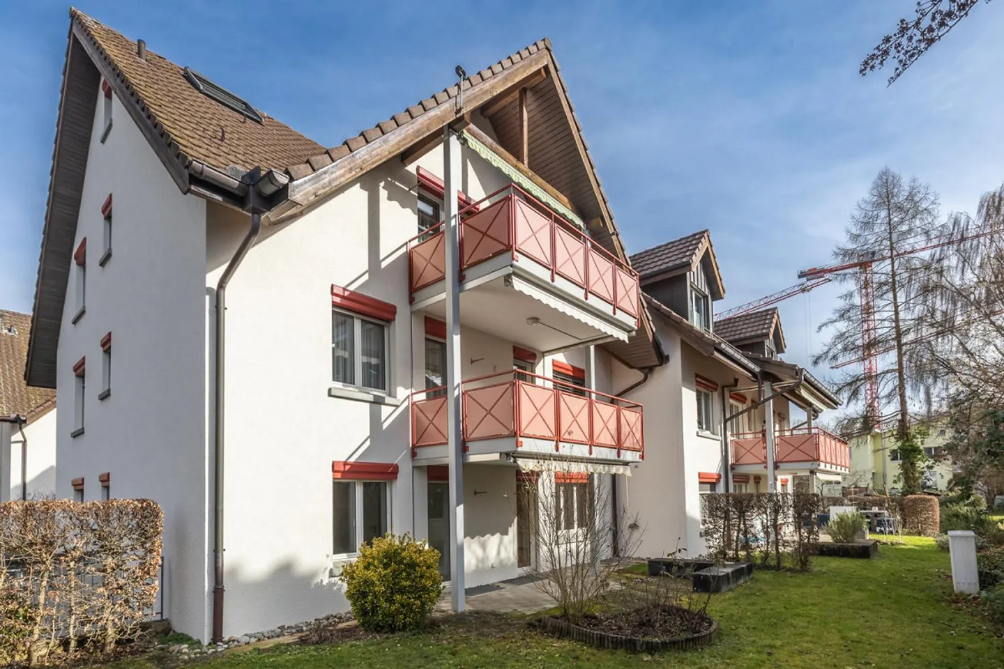 Spacious garden apartment in a quiet location - Photo 1 of 11