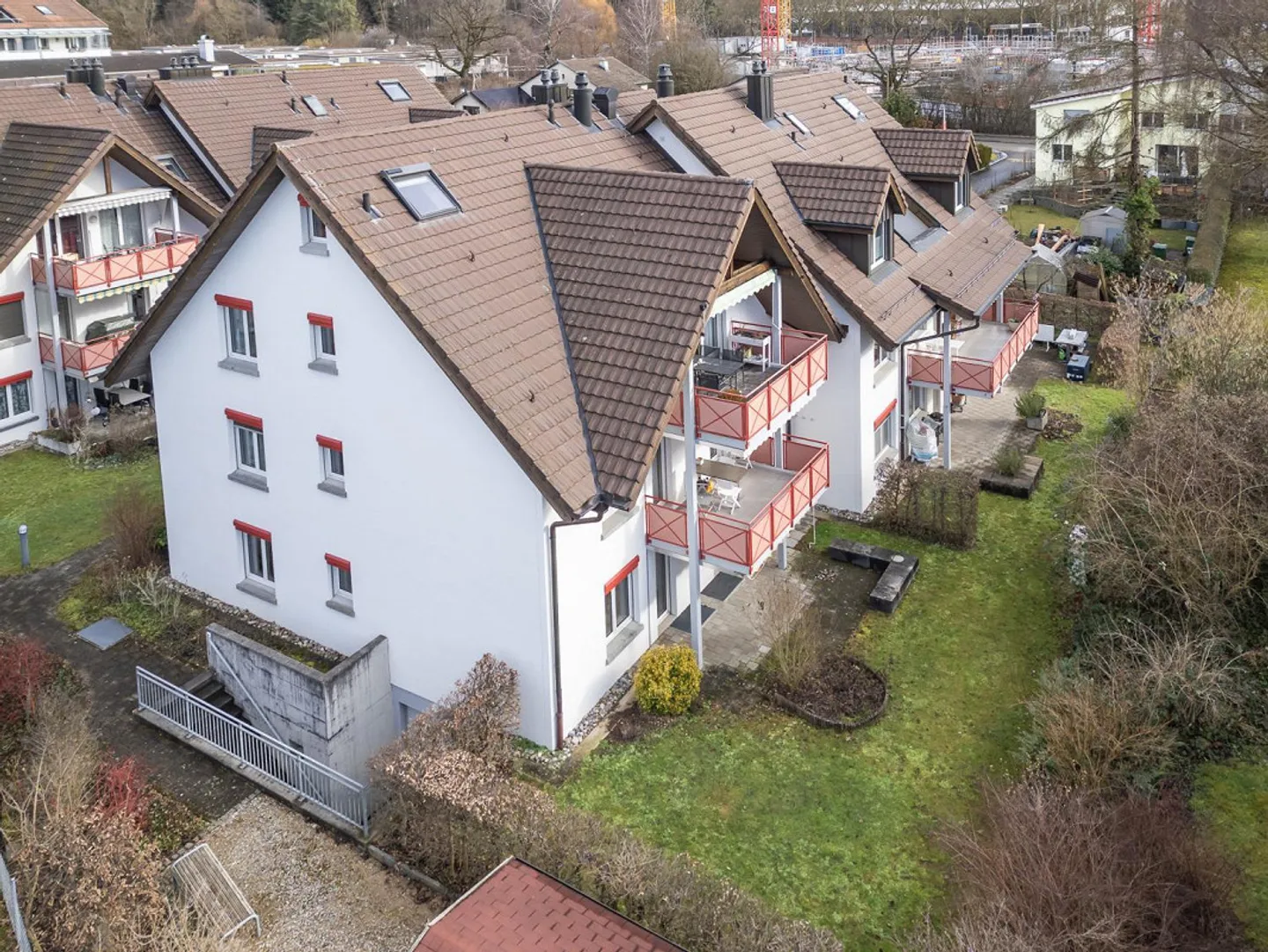 Spacious garden apartment in a quiet location - Photo 10 of 11