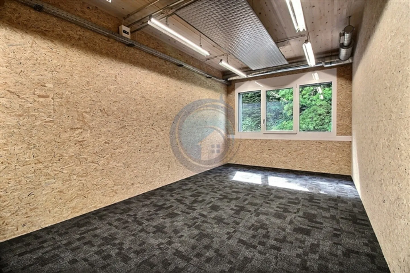 WORKSPACE FOR COMPANIES - Photo 1 of 8