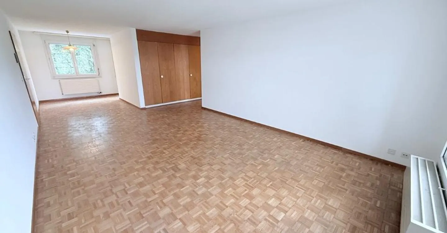 2.5 room apartment on the 2nd floor - Photo 2 of 5