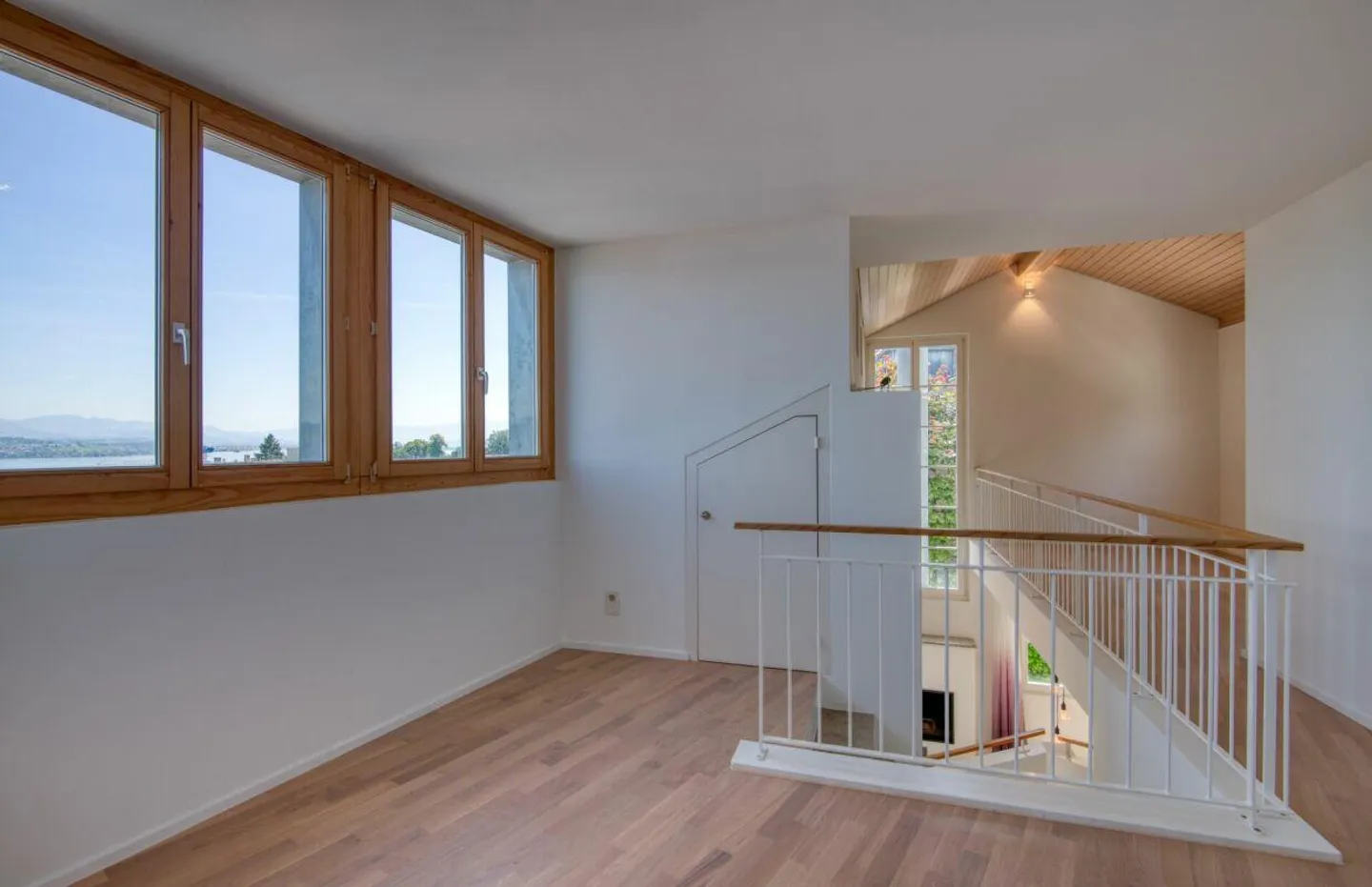 Charmantes Haus mit Seeblick - Foto 11 von 18