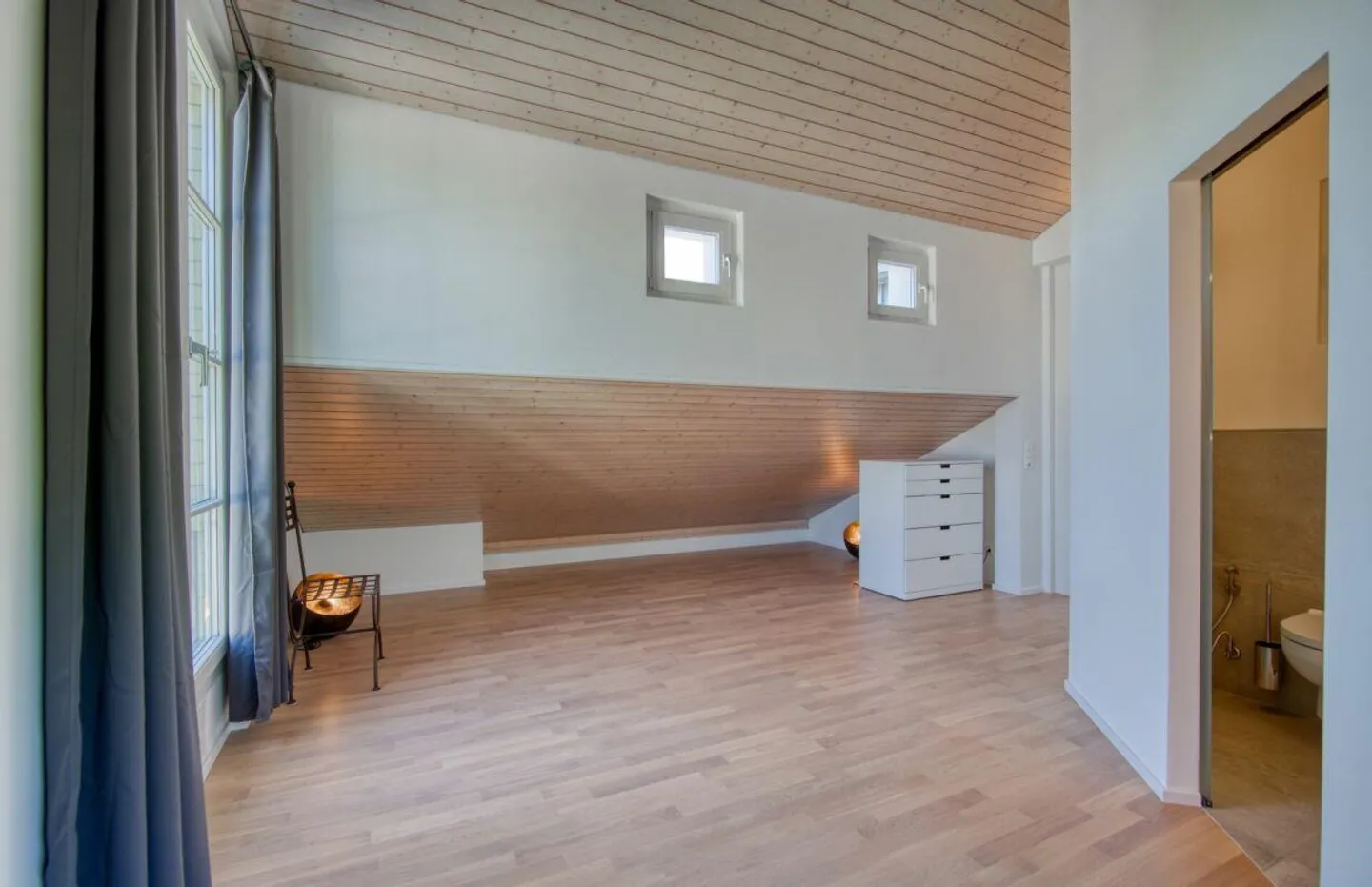 Charmantes Haus mit Seeblick - Foto 13 von 18