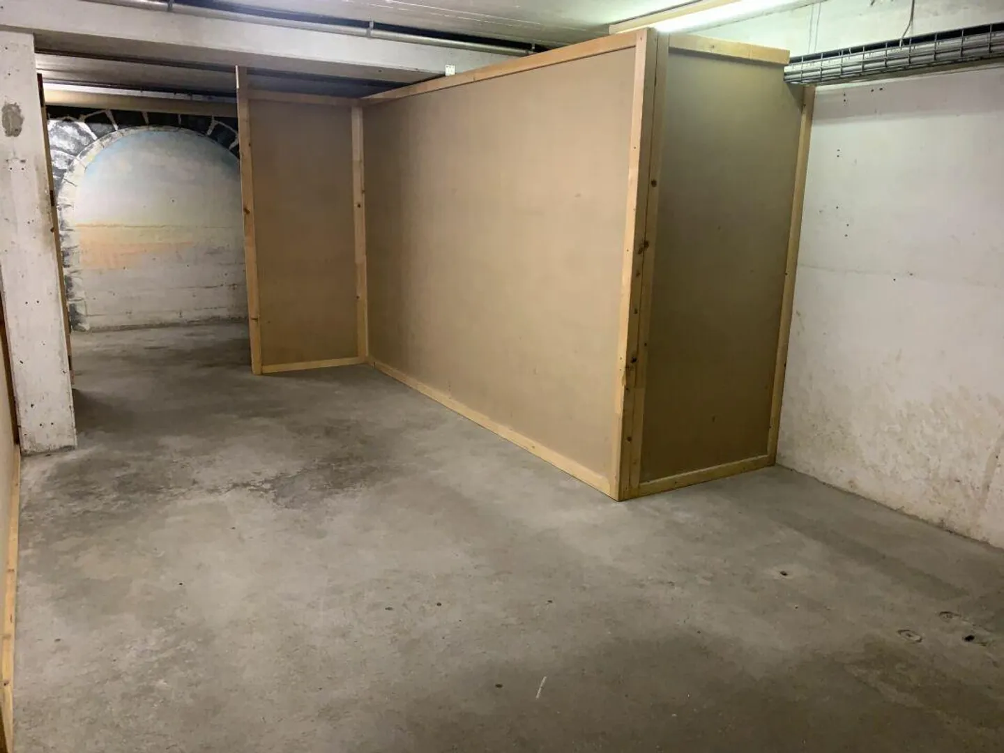 17m2 Magazzino NEUHOF. - Foto 5 di 8