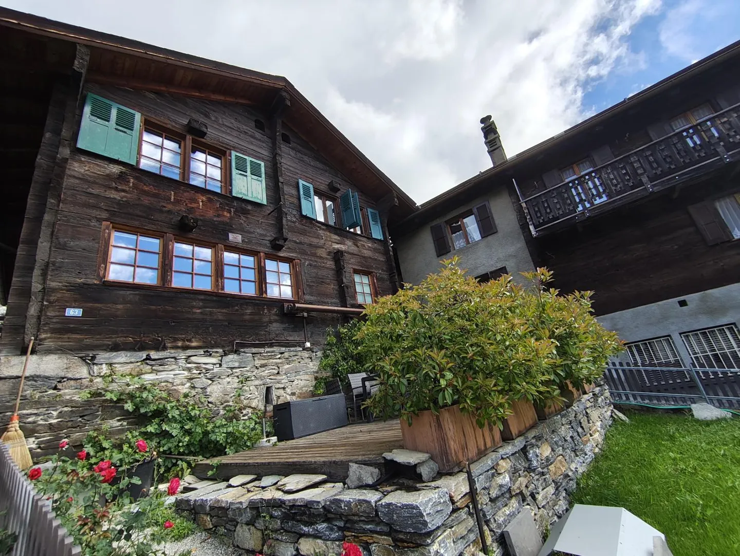 Maison valaisanne charmante - Photo 2 sur 16